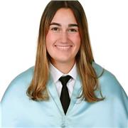 Soy maestra de Educación Primaria, especializada en NEAE. Me apasiona enseñar entre las edades comprendías en 6-14 años.